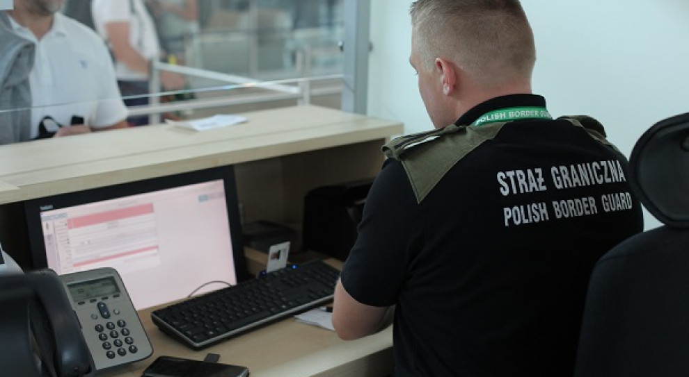 W ramach współpracy funkcjonariusze będą udzielać merytorycznej i praktycznej pomocy w organizacji zajęć lekcyjnych (fot.Nadodrzański OSG) W Tarnowskich Górach powstanie klasa o profilu Straż Graniczna