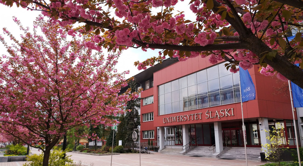 Budynek rektoratu Uniwersytetu Śląskiego w Katowicach (fot. wikipedia.org/Biurous) Uniwersytet Śląski wstrzymał podróże studentów i pracowników z powodu koronawirusa