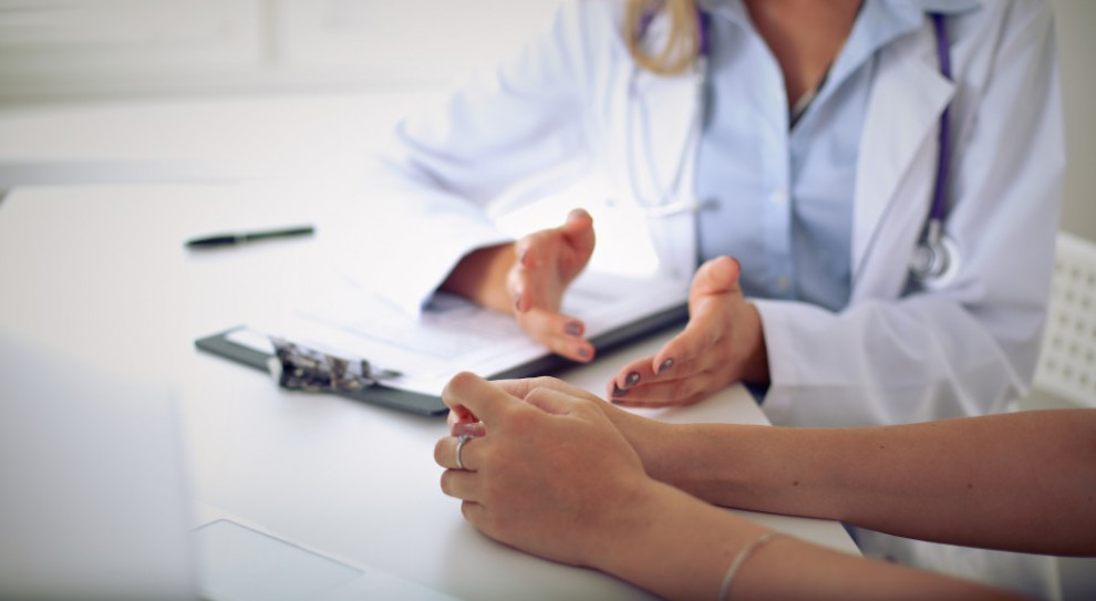 Ustawa w sprawie koronawirusa wprowadza m.in. możliwość ustalenia przez pracodawcę elastycznego czasu pracy i pracy z domu. (Fot. Shutterstock) Maląg: będzie rozporządzenie umożliwiające wystawianie zwolnień lekarskich przez telefon