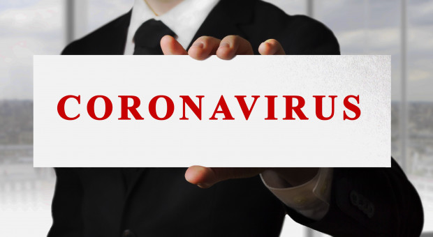 Samo podejrzenie zarażenia koronawirusem, bez ustalenia realnego zagrożenia wystąpienia infekcji nie jest wystarczającą przyczyną uzasadniającą polecenie pracownikowi wykonywania pracy zdalnej (fot. shutterstock) Jak pracodawca może chronić pracowników przed zarażeniem koronawirusem?