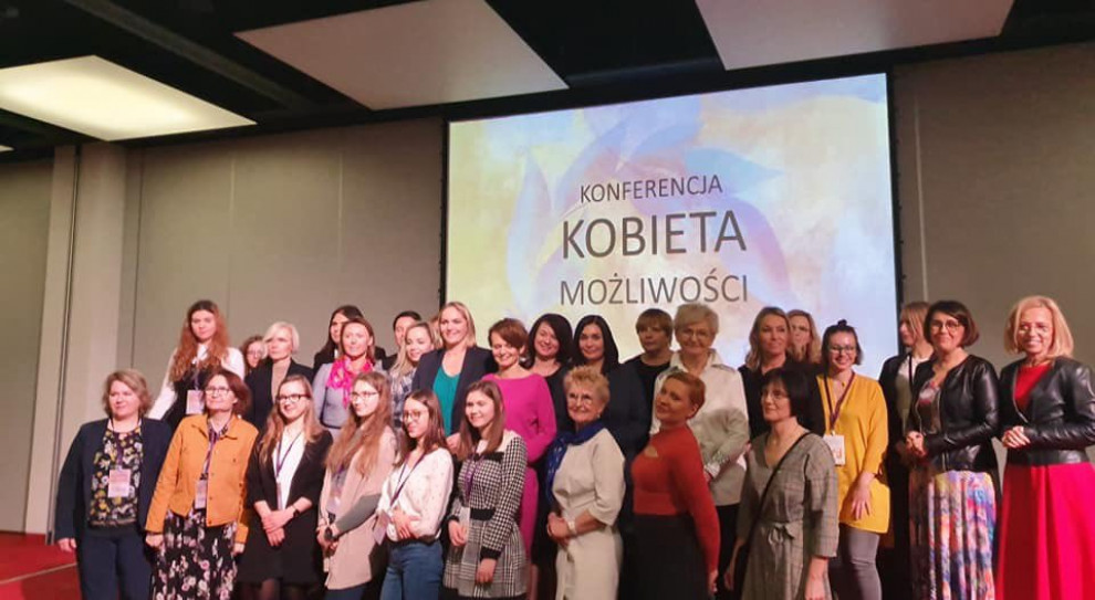 Jadwiga Emilewicz wzięła udział w konferencji "Kobieta możliwości". (Fot. twitter.com/MRPiPS_GOV_PL) Emilewicz: w tym roku badania dot. wartości jakimi kierują się kobiety