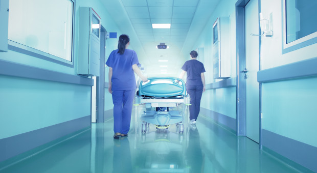 W Lublinie w szpitalu tymczasowym brakuje pielęgniarek