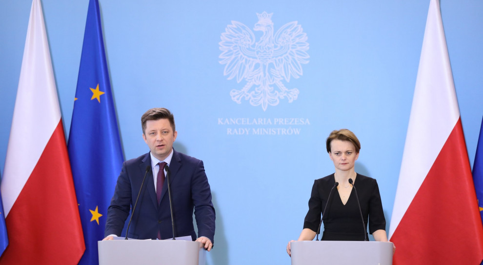 Dworczyk podał przykład kancelarii premiera gdzie od czwartku już 55 proc. pracowników pracuje zdalnie. (Fot. twitter.com/PremierRP) Dworczyk: Zwracamy się z apelem do pracodawców, aby maksymalnie wdrożyć prace zdalną