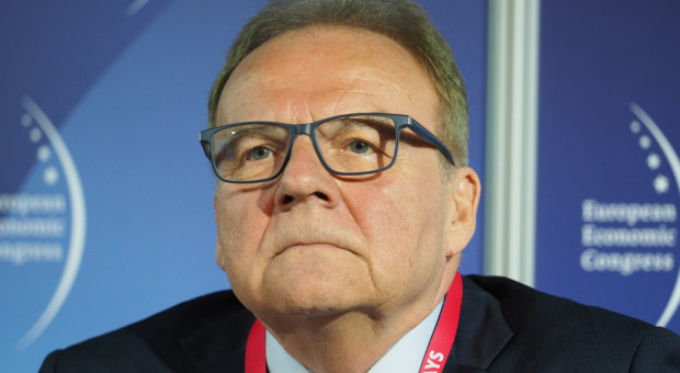 Zdaniem Andrzeja Malinowskiego "radykalne obostrzenia" mają być zasłoną kryzysów, z jakimi obecnie walczymy (fot. PTWP) Andrzej Malinowski: W walce z pandemią powielamy stare błędy