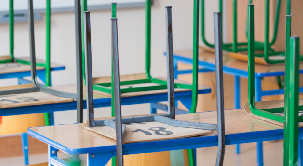 Zaledwie 8 proc. nauczycieli poleciłoby swój zawód młodej osobie, stojącej przed wyborem kariery życiowej. (Fot. Shutterstock) Nauczyciele we Francji spodziewają się ponownego zamykania szkół