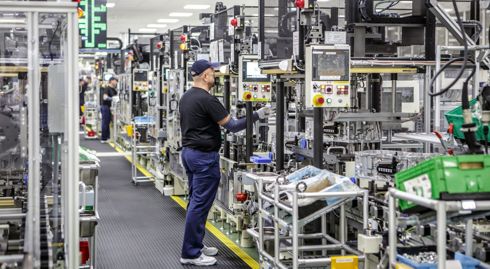 W dwóch dolnośląskich fabrykach Toyoty – w Wałbrzychu i w Jelczu-Laskowicach - zawieszono produkcję (Fot. materiały Toyota) W fabrykach Toyoty zwieszono produkcję, ale pracownicy otrzymają pensje