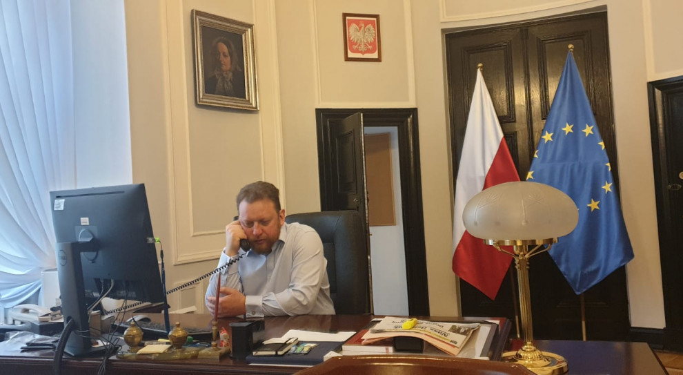 Minister zdrowia Łukasz Szumowsi (Fot. twitter.com/MZ_GOV_PL) Szumowski: będzie można delegować personel medyczny do walki z epidemią