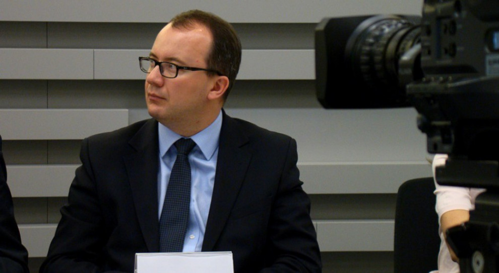 Adam Bodnar interweniuje w sprawie położnej. (fot. www.rpo.gov.pl) RPO interweniuje ws. położnej zwolnionej za krytykę warunków w szpitalu