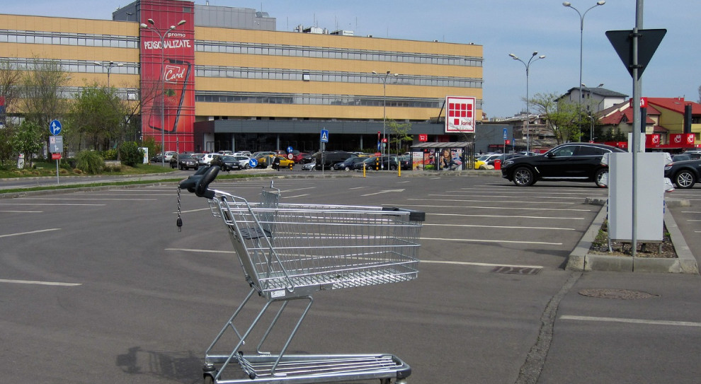 Według POHiD należy znieść ograniczenia dla funkcjonowania galerii z uwzględnieniem nowego limitu osób przebywających w sklepie. (fot. pixabay.com) POHiD apeluje o zniesienie zakazu handlu w niedziele i nowy limit osób w sklepie