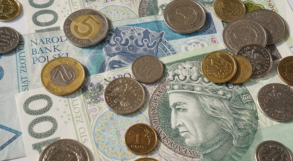 Kwota gwarancji wynosi nie mniej niż 3,5 mln zł i nie więcej niż 200 mln zł. (fot. pixabay.com) 18 mld zł gwarancji od PKO BP dla średnich i dużych firm dotkniętych skutkami pandemii