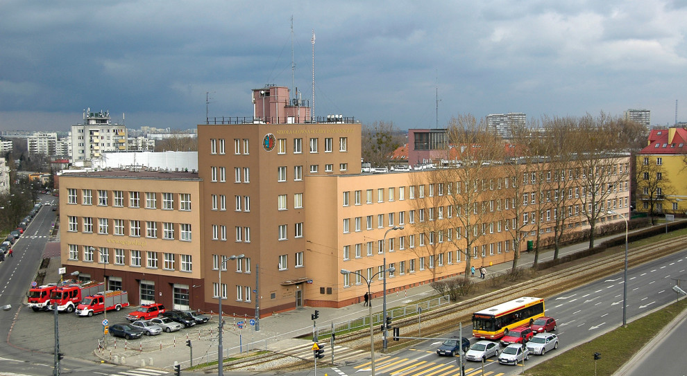 W poniedziałek rozpocznie się seria powtórnych badań u podchorążych SGSP. (fot. mat. SGSP) Rusza seria badań na obecność koronawirusa u osób z kadry Szkoły Głównej Służby Pożarniczej
