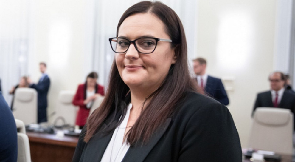 Małgorzata Jarosińska-Jedynak (fot gov.pl) Małgorzata Jarosińska-Jedynak: udało się wygospodarować 2,6 mld zł na wsparcie wynagrodzeń