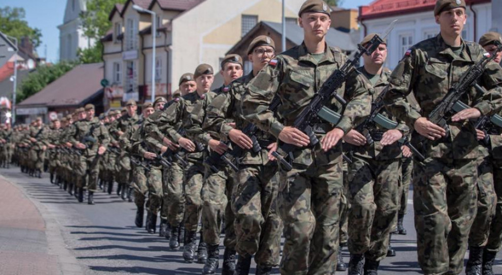 W dobie pandemii szkolenia prowadzone są w koszarach (fot. MON) Dowódca brygady WOT apeluje o zasilanie szeregów formacji