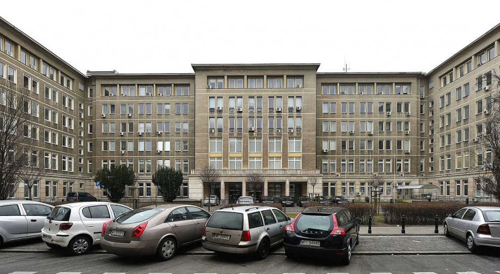 Siedziba Ministerstwa Nauki i Szkolnictwa Wyższego (Fot. wikipedia.org/Adrian Grycuk/CC BY-SA 3.0 pl) Resort nauki: możliwe jest stopniowe przywracanie pracy akademików i bibliotek