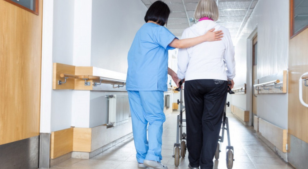 Współpraca szpitala z domami opieki ma zminimalizować ryzyko pojawienia się niebezpiecznego wirusa. (Fot. Shutterstock) W Czeladzi i Będzinie testowani są pensjonariusze DPS i pracownicy przedszkoli