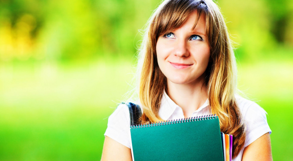 Nie ma teraz konieczności osobistego pojawienia się w uczelni, aby przedłużyć ważność legitymacji (fot. shutterstock) Legitymacje studenckie nadal ważne
