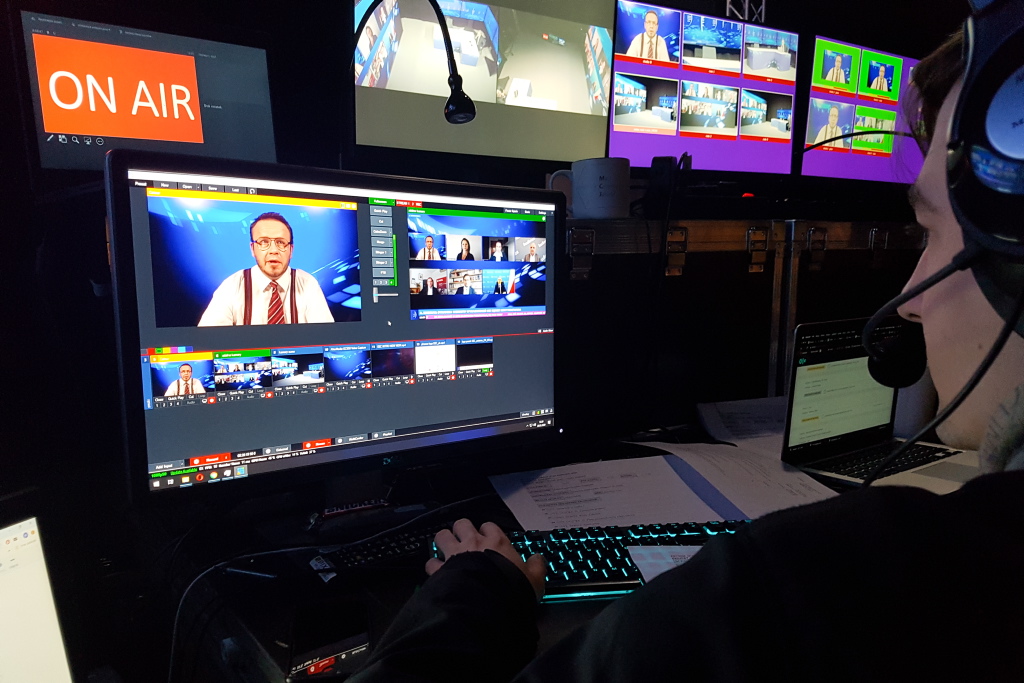 Na potrzeby EEC Online powstało nowoczesne studio telewizyjne. Fot. PTWP