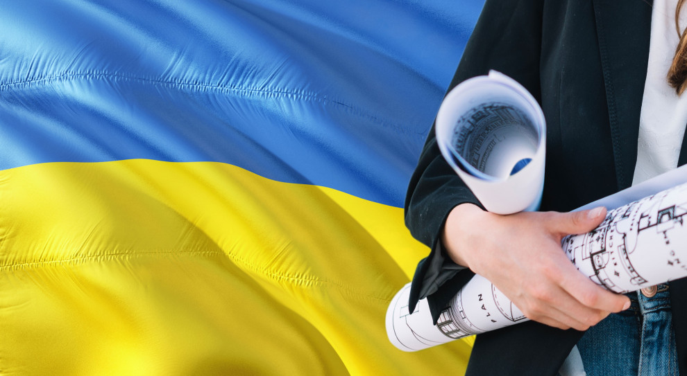 Podczas epidemii zwiększyła się liczba wniosków w sprawie uchyleń zezwoleń na pracę (fot. shutterstock) Małopolskie: Cudzoziemcy tracą pracę