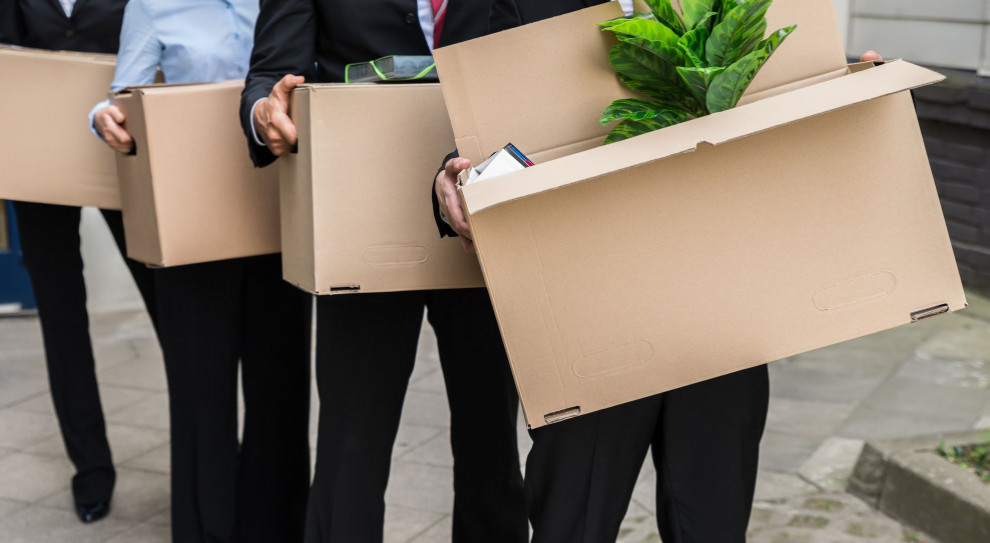Związkowcom nie podobają się pomysły rządu na ratowanie miejsc pracy. Fot. shutterstock Związkowa Alternatywa alarmuje: rząd wykorzystuje kryzys do pogorszenia sytuacji pracowników