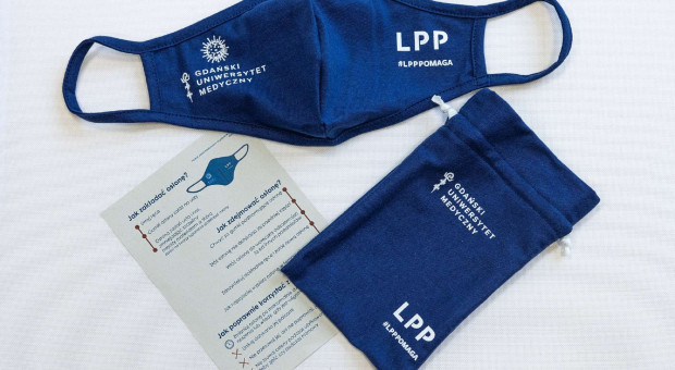 Osłony od LPP są wykonane w 100 procentach z bawełny. Fot. Paweł Sudara GUMed LPP wspiera Gdański Uniwersytet Medyczny. "To był spontaniczny projekt"