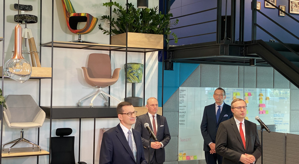 Tarcza finansowa chroni w tej chwili miejsca pracy 2 milionów osób (fot. twitter.com/Grupa_PFR) PFR: Firm otrzymało łącznie 40 mld zł z Tarczy finansowej