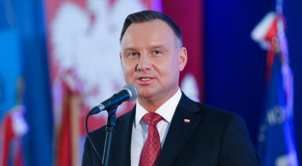 Prezydent Andrzej Duda. (Fot. twitter.com/prezydentpl) Andrzej Duda rozmawiał z szefami związków zawodowych reprezentującymi duże sieci handlowe