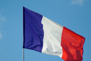 Francuski rząd jest przeciwny sprowadzeniu przez koncern PSA pracowników z Polski