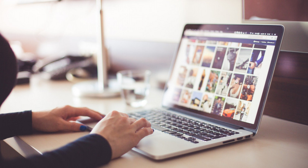 Webinary głównie wykorzystywane są do celów edukacyjnych. (fot. pixabay) Ta branża w pandemii urosła o ponad 1100 proc. Pracownicy mocno się do tego przyłożyli