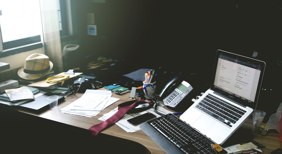 Firmy nie miały większego problemu z przestawieniem się niemal z dnia na dzień na home office. (fot. josephredfield z Pixabay) Branża FinTech zdała egzamin z pracy zdalnej