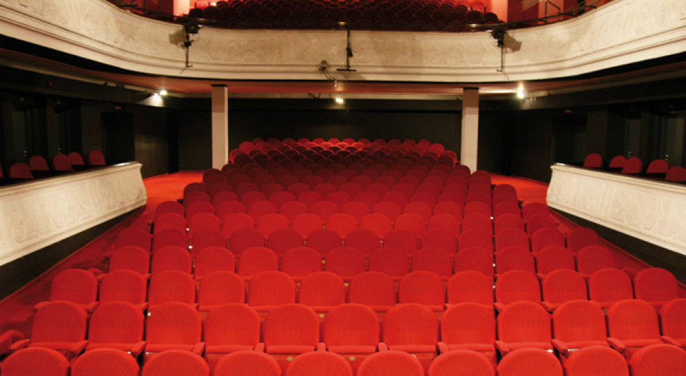 Widownia Dużej Sceny Teatru im. S. Jaracza w Łodzi (fot. teatr-jaracza.lodz.pl/Marcin Nowak) Zarząd Województwa odwołał dyrektora Teatru im. S. Jaracza w Łodzi