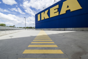 Akt oskarżenia ws. kierowniczki z IKEA dotyczący zwolnienia pracownika z uwagi na wyznanie