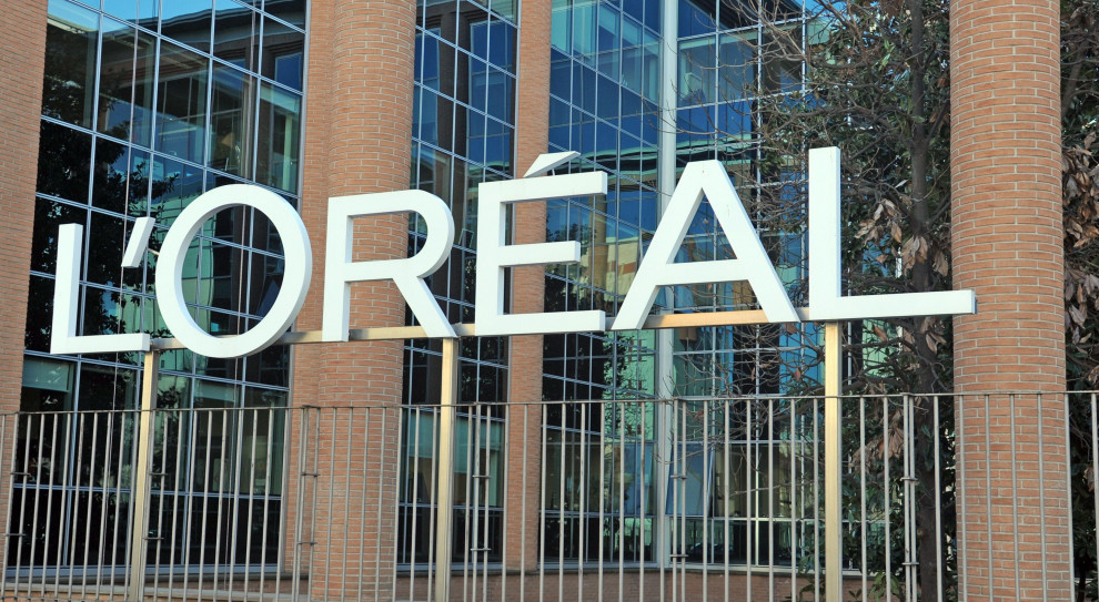 Pracownicy L'Oreala nie patrzą zbyt przychylnie na ostatnią decyzje władz firmy (Fot. shutterstock) L'Oreal planuje powrót pracowników do biur. Ci nie chcą i... obawiają się zwolnień