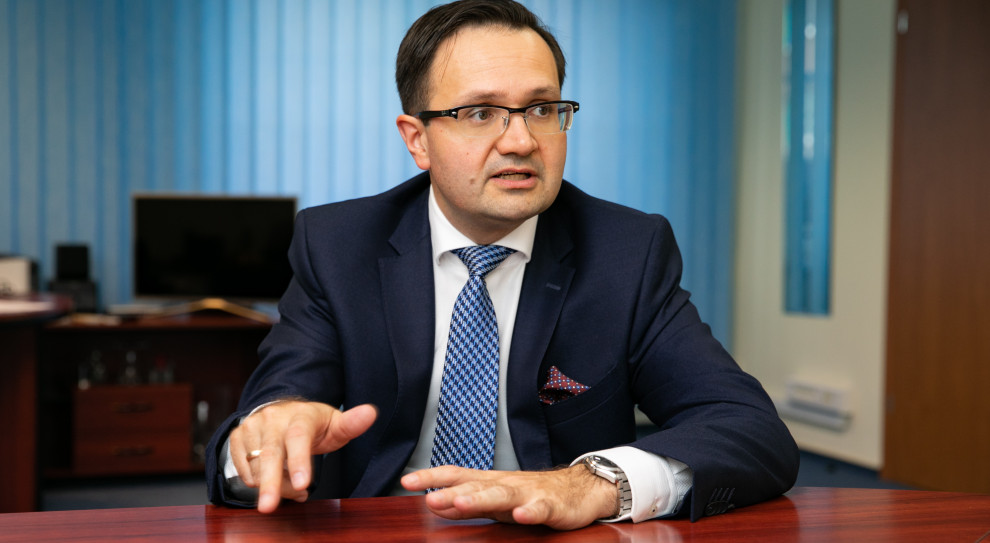 Obecnie rzecznikiem finansowym jest Mariusz Golecki (for.arch.rf.gov.pl) Stanowisko rzecznika finansowego do likwidacji