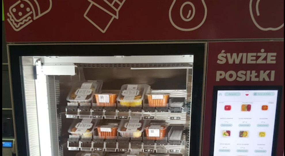 Rozwiązanie poprawiające bezpieczeństwo pracowników pojawiło się właśnie w biurze firmy Work Service. (Fot. materiały prasowe) Pracownicy Work Service obiad kupią w zautomatyzowanej stołówce
