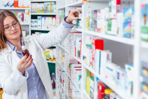 Farmaceuci w aptekach będą robić testy na COVID-19