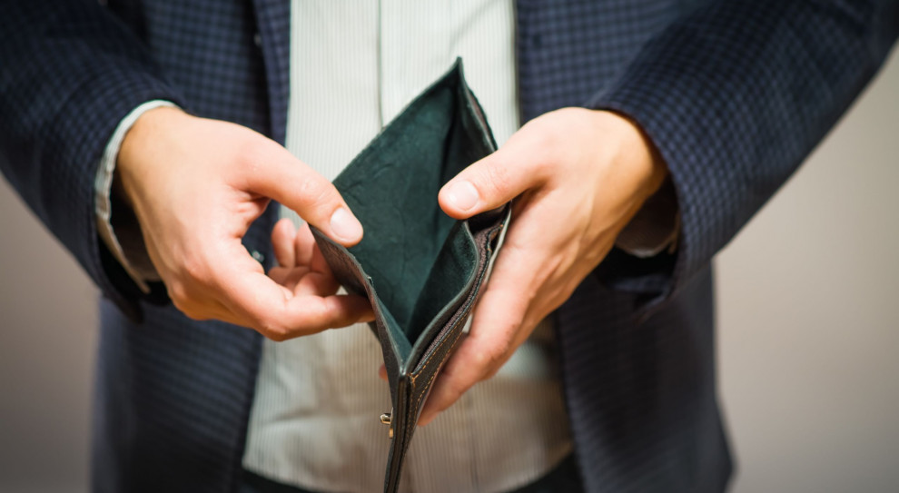 Problem z kredytami widać głównie w firmach (fot. shutterstock) Kredytowa posucha dotknęła biznes. Mniejsze przedsiębiorstwa ucierpiały bardziej