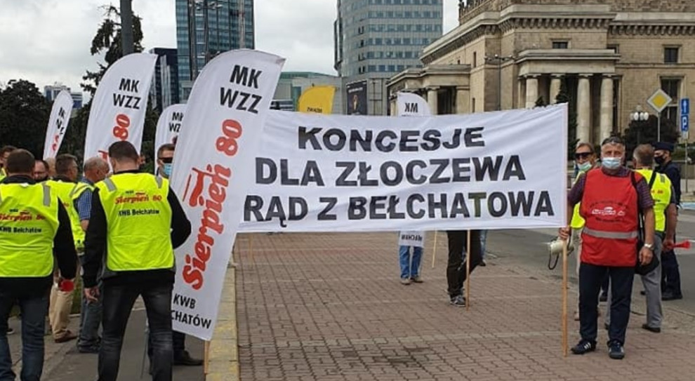 Pikieta związków zawodowych pracowników PGE (fot. facebook.com/KomisjaKrajowaSierpnia80) Związkowcy pikietują w obronie węgla i pracowników