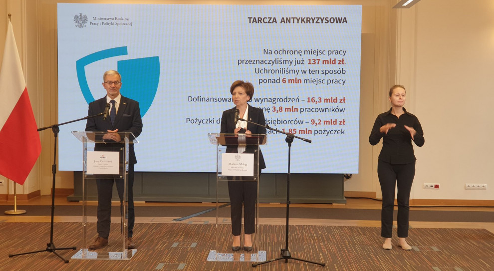 Jerzy Kwieciński i Marlena Maląg (fot. twitter.com/MRPiPS_GOV_PL) Maląg: Priorytetem w czasie kryzysu jest ratowanie miejsc pracy