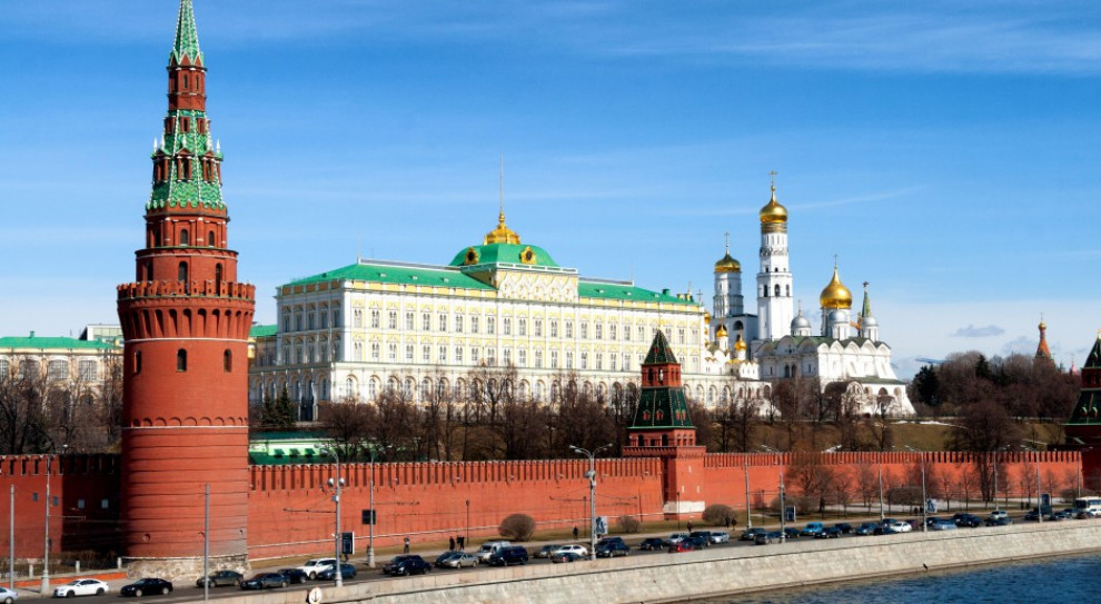 W Moskwie w ciągu ostatniej doby wykryto ponad 3,5 tys. przypadków koronawirusa (fot. Shutterstock) Szkoły w Moskwie wrócą do nauki zdalnej z powodu koronawirusa