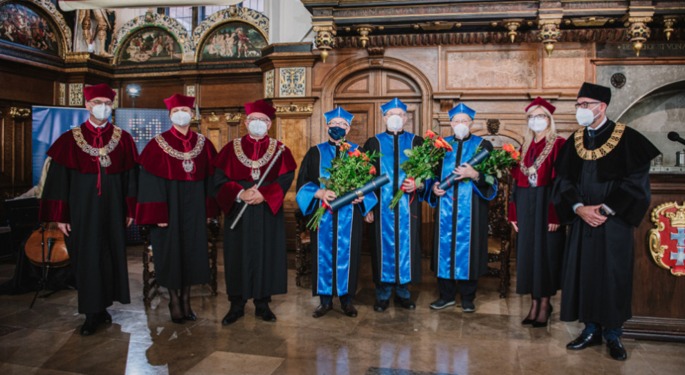 Uroczystość nadania tytułów doktora honoris causa odbyła się w jubileusz 50-lecia uczelni (fot. Sylwester Ciszek/UG) Na 50-lecie Uniwersytetu Gdańskiego tytuły doktora honoris causa dla trzech byłych rektorów