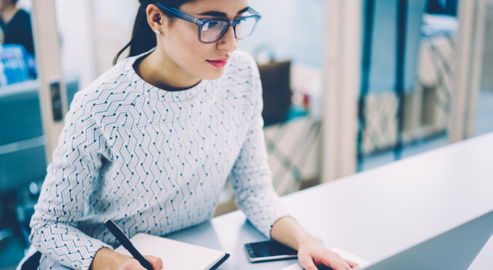Na ochronę miejsc pracy przeznaczono prawie 142 mld zł (Fot. Shutterstock) Blisko 142 mld zł na wsparcie przedsiębiorców i ochronę miejsc pracy