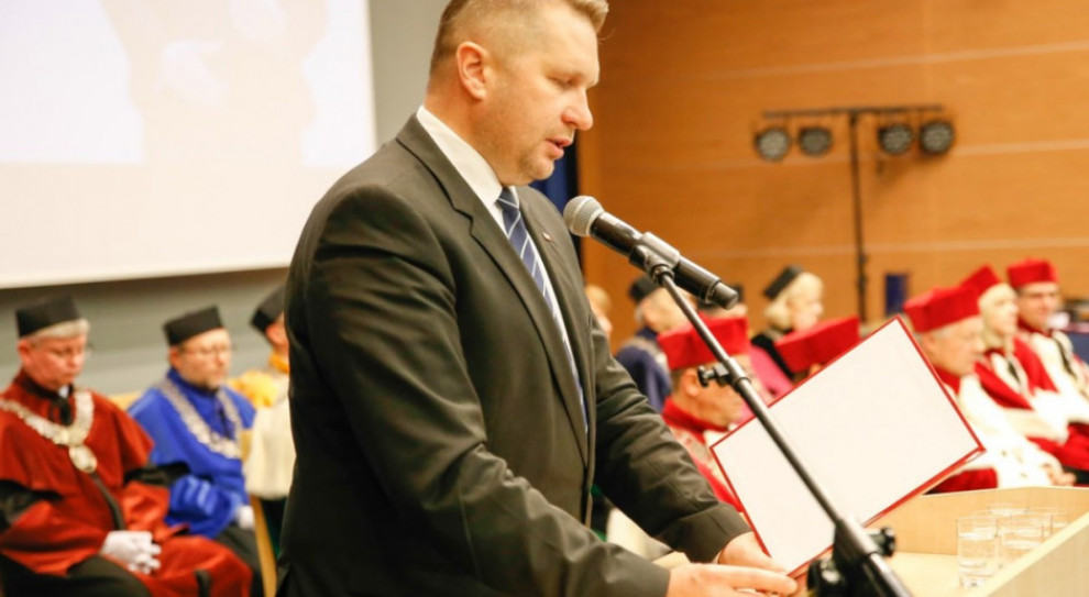 Przemysław Czarnek (fot. facebook.com/CzarnekPL) Czarnek: Nie ma zgody na dominację poglądów lewicowo-liberalnych na uczelniach