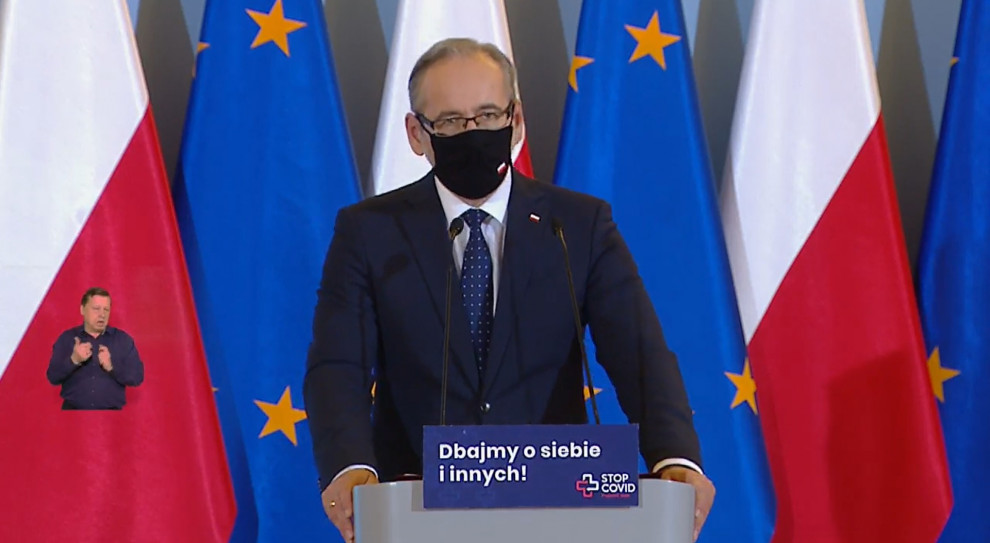 Minister zdrowia Adam Niedzielski. (Fot. KancelariaPremiera) Szczepienia dla personelu medycznego w trzech grupach placówek