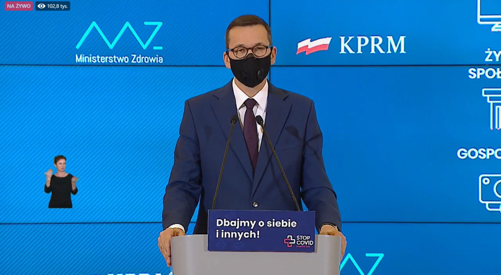 Premier potwierdził, że podjęto decyzję o przyznawaniu zasiłku również w ferie (fot. KPRM) Dodatkowy zasiłek opiekuńczy dla rodziców będzie działać dłużej