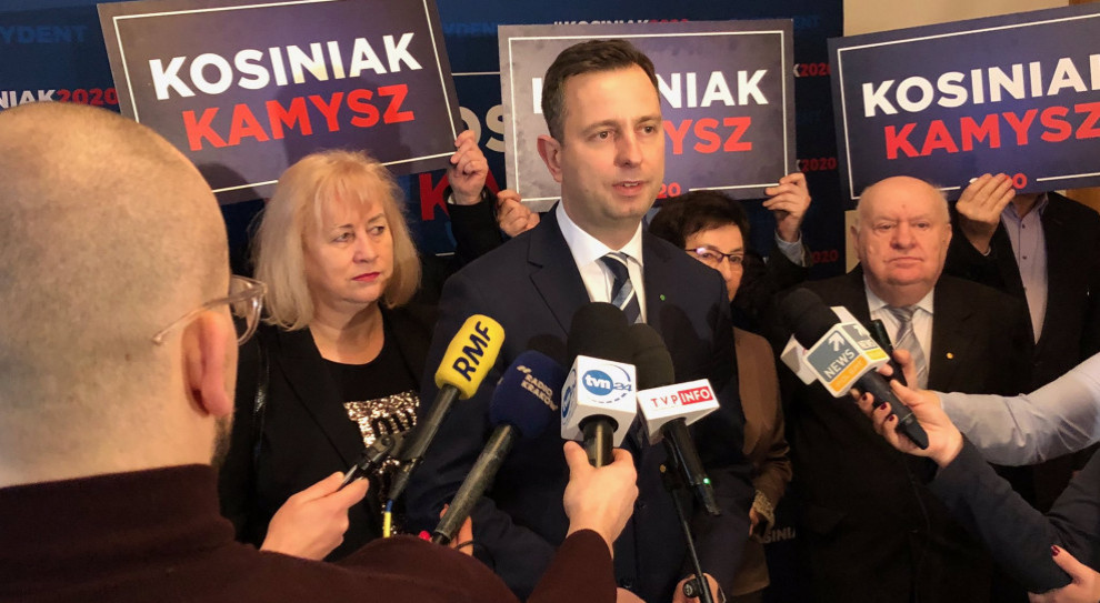 Przewodniczący PSL Władysław Kosiniak-Kamysz (Fot. twitter.com/KosiniakKamysz) Szef PSL: na czas epidemii ZUS powinien przejąć koszty wypłacania zwolnień pracowników