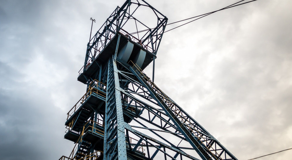 344 górników z PGG i 121 z JSW zakażonych koronawirusem (fot. shutterstock) Kopalnie: Kolejni górnicy zakażeni koronawirusem