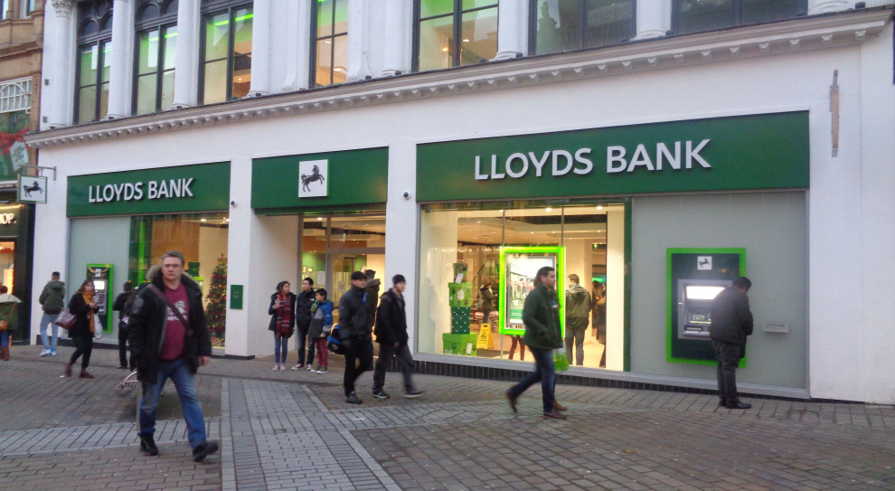 Przyczyną różnicy w wynagrodzeniach jest niedostateczna reprezentacja czarnoskórych pracowników Lloyds Banku na wyższych stanowiskach (fot. Mtaylor848/Wikimedia Commons/CC BY-SA 4.0) Płacą czarnoskórym 20 proc. mniej
