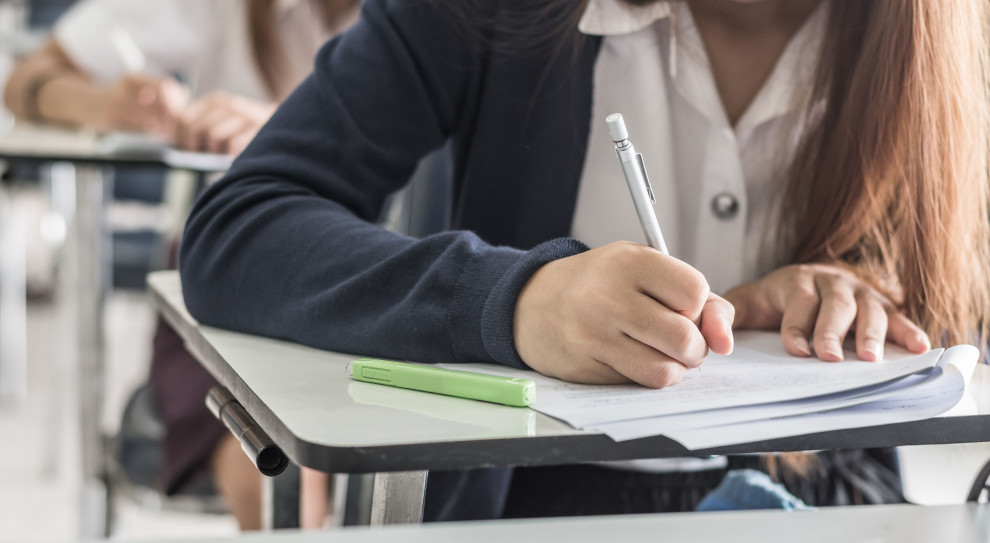 Egzamin zawodowy będzie przeprowadzony zgodnie z sierpniowym harmonogramem (fot. shutterstock) MEN przedstawiło harmonogram egzaminów zawodowych