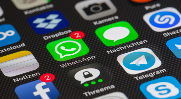 Władze antymonopolowe wszczynają postępowanie dotyczące WhatsAppa i Facebooka