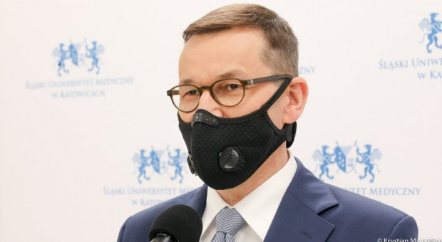 Mateusz Morawiecki (fot. Krystian Maj/KPRM) Premier: Ponad 700 mln zł z tarczy branżowej już na kontach firm
